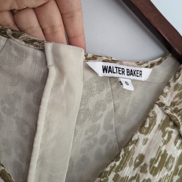 Walter Baker Faber Vneck Leopard 6 Print Dress Retails $248 - Picture 4 of 8